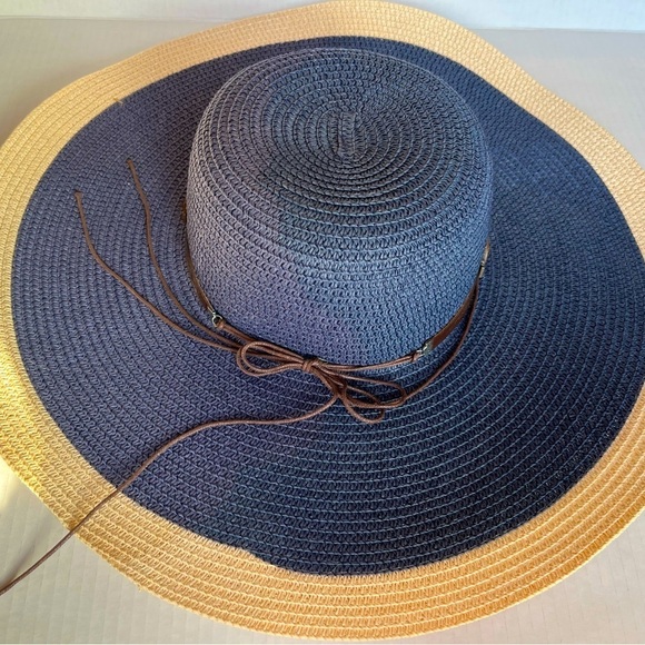 Lucky Seven Accessories - Lucky 7 Women Wide Brim Two Tone 100% Paper, Straw, Floppy Beach Hat